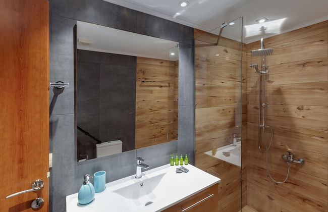 Ikia Aretousa - Foto 16