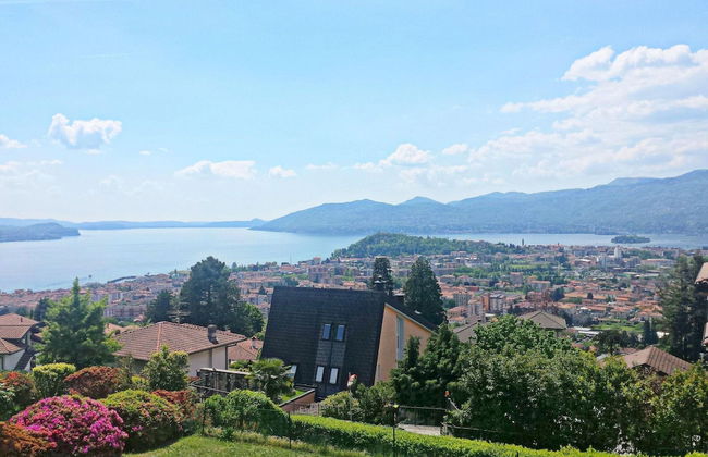 Chalet by Lake Maggiore With Garden Views - Foto 19