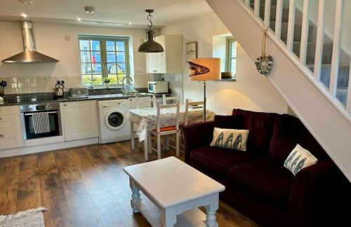 Little Bream - pretty cosy cottage, sea views, walk to the beach - Foto 16