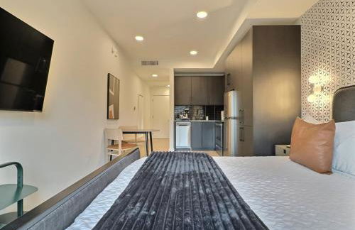 Cozy Bham Getaway, Modern Stay Near UAB - Foto 15