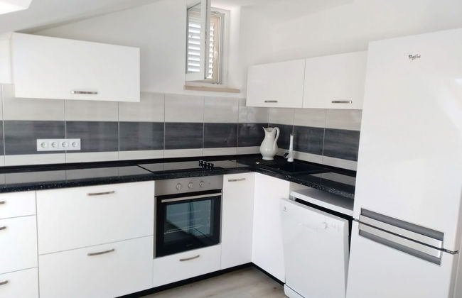 Apartments Bezek - Photo 17