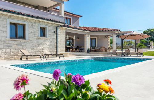 Amazing design villa Aeris with private pool, high level of privacy - WiiBuk - Foto 2