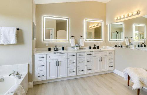 Mtn-View Gem with Private Yard Luxe Beaumont Home - Foto 24