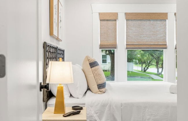 Soho Serenity by Brightwild Pool Hot Tub - Foto 27