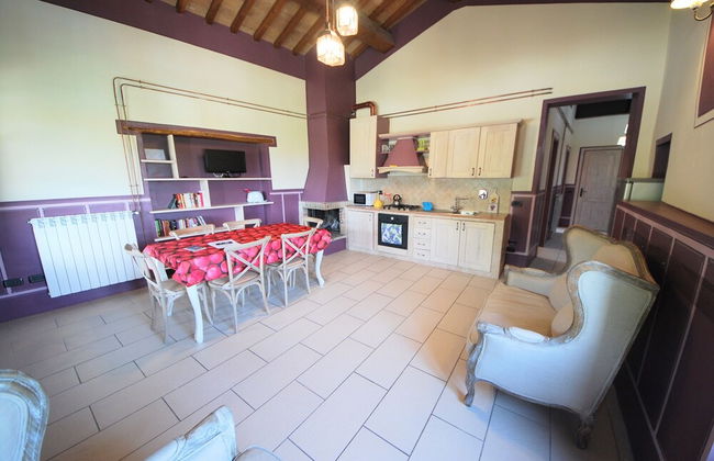 Spoleto Poolside - apt Sleeps 4 on Beautiful Campus - 1 km max Spoleto Central - Photo 6