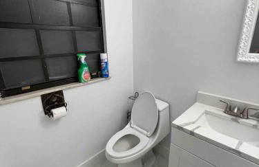 HUGE In-Law Apt Beach Oasis- Private entrance - Foto 26