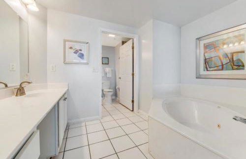 Newly Renovated Paradise Direct Oceanfront 3BR at The Wyndham Ocean Walk Resort - Foto 33