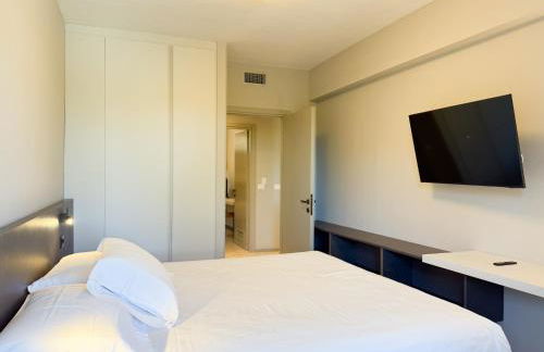 Suites Marilia Apartments Pool Side - Suite Livorno Holiday Home Group - Foto 15