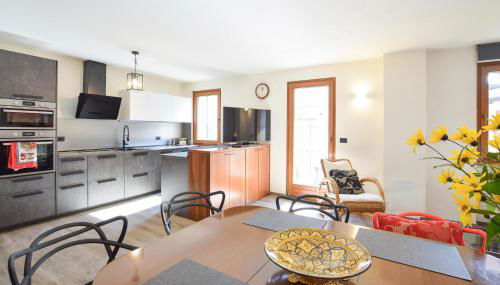 Gorgeous Apartment In Lamon With Wifi - Foto 3