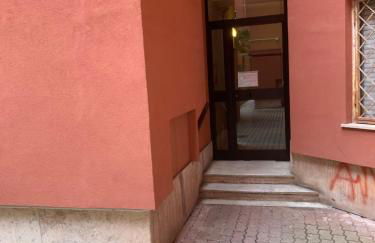 At Mollys metro A LucioSestio - Foto 23