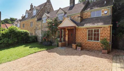 1 The Lane - Photo 2