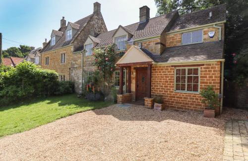 1 The Lane - Photo 2