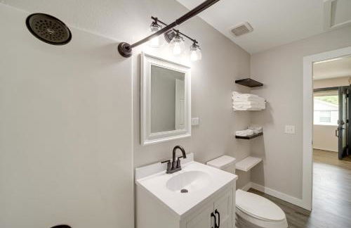 Waterfront Grove Retreat with Dock Cedar Ridge - Foto 28