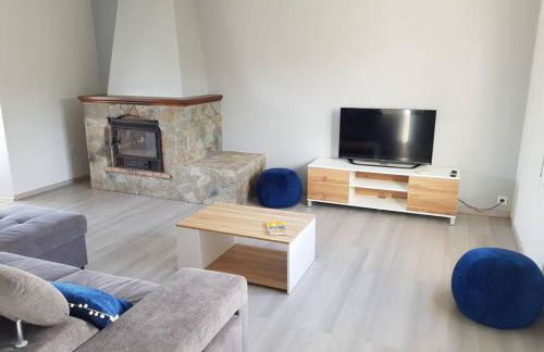 OVU Piscine chauffée Entre mer et montagne à 1 km de la mer - Foto 4