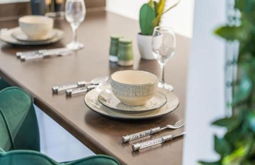 2-Bed Apt-Sleeps 5-Long Stays-Oxford St - Foto 8