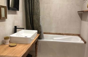 Mas Ardéchois de caractère - Photo 12