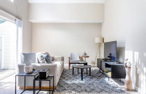 Santa Clara 2BR w Pool Spa nr Park Shopping SFO-384 - Foto 1