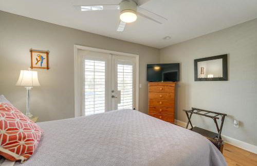 Coastal Sea Side Townhome - Walk to Beach! - Foto 25
