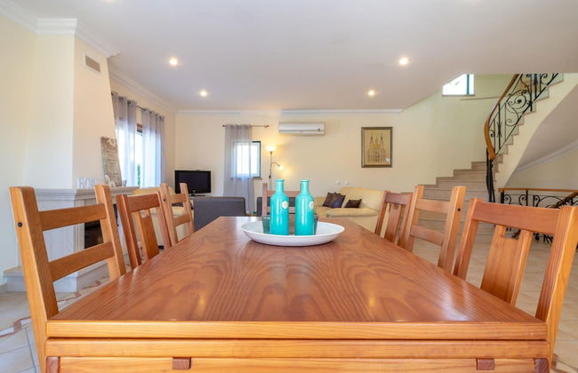 Luxury Villa in Albufeira With Heated Private Pool - Foto 31