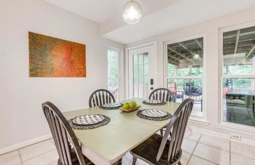 Daphne Home with Deck Close to Beaches and Parks! - Foto 11