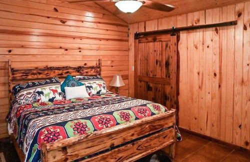 Cozy lakefront cabin with boat house and ramp on T - Foto 32