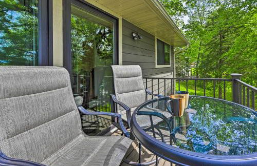 Happys Haven Cabin with Gas Grill and Fire Pit! - Foto 5