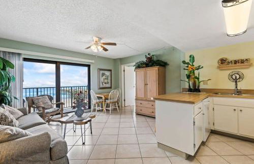 Ocean Front Condo with Amazing Views! Sunglow Resort 402 by Brightwild - Foto 4