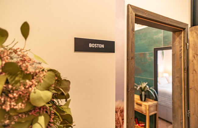 STING Boutique Apartments - Photo 4