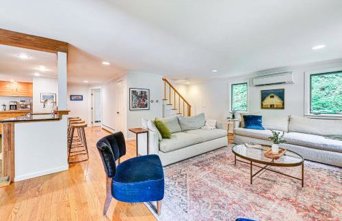 8 Mi to Tanglewood and Butternut Ski Spacious Home! - Foto 6