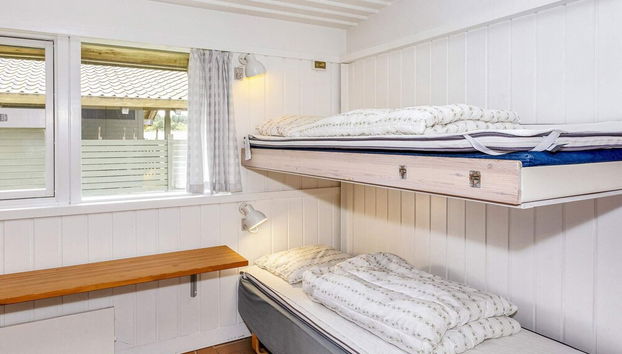 6 Person Holiday Home on a Holiday Park in Hanstholm - Foto 5, Habitación
