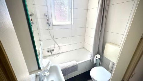 Between City&Nature - Photo 4, towels, Shower