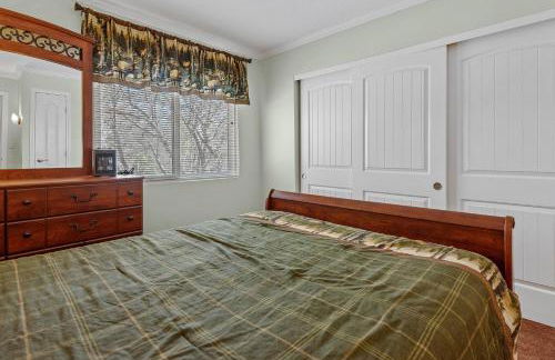 KCs Haven - Relax with the whole family at this peaceful cabin - Foto 24