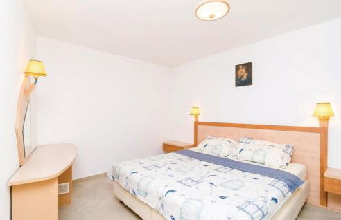 Six-Bedroom Holiday Home In Sipan - Foto 35