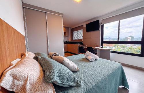 Studio Moderno c/ Piscina e Garagem - Foto 9