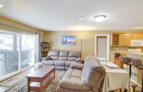 First-Floor Big Sky Condo with Hot Tub! - Foto 5