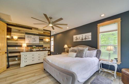 Lakefront Afton Home with Hot Tub and Game Room! - Foto 17