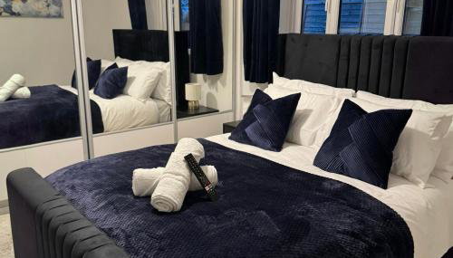 Luxury 5-bed Bungalow, Hot Tub, Games & Gated Parking - Foto 4