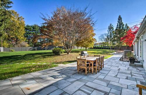 Near Philly and PGA Champ! Inviting Home with Yard - Foto 1