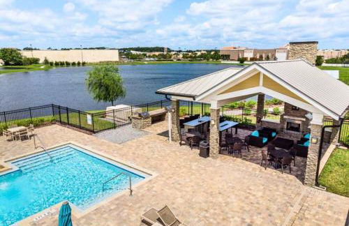 3BR Family Suite | Pool, Games, Gym, Free Parking - Foto 1