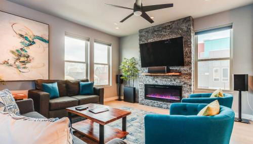 Modern And Spacious Townhouse Blocks from Downtown - Foto 3