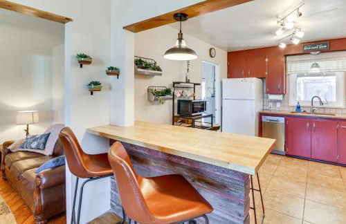 Easy Uptown Access! Charming ABQ Home with Yard - Foto 11