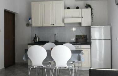 Apartments Brezović Škrapavac - 40m from the beach - Photo 13