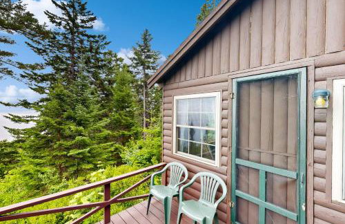 Breathtaking Views! Cozy Log Cabin in Northport - Foto 11