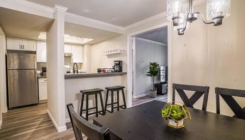 Condo with king bed, walk to Microsoft & park - Foto 3