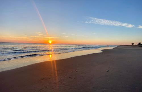 Wake Up to Waves - Oceanfront Condo - 2 BD-2BA - Foto 31