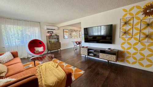 Mid-Century Modern Home w/Pool & Hot Tub - Foto 5