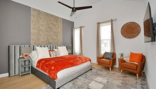 Blissful Getaway Home with Hot Tub & Backyard Near Downtown - Photo 3