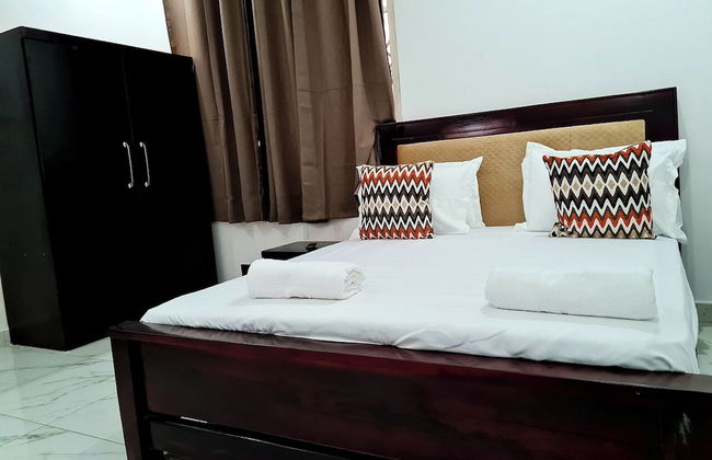 Gorgeous Quiet & Comfy Close to Highway - Foto 2