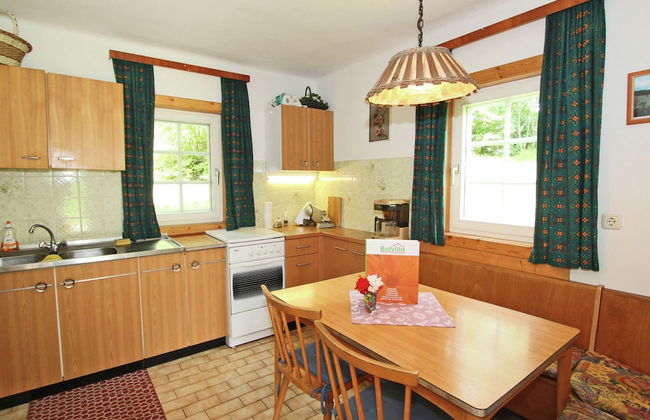 Peaceful Cottage Near Ski Area in Gmund - Photo 14