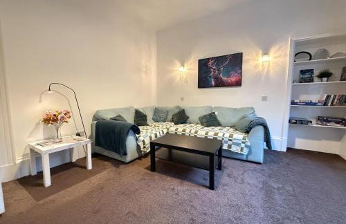 2 Bed Flat - Street Parking - Foto 9